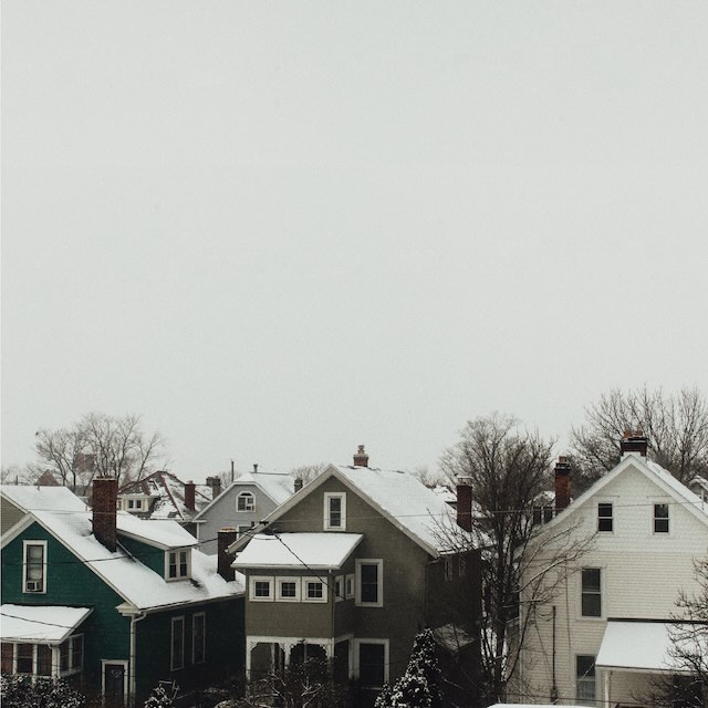 Cover di Below the House